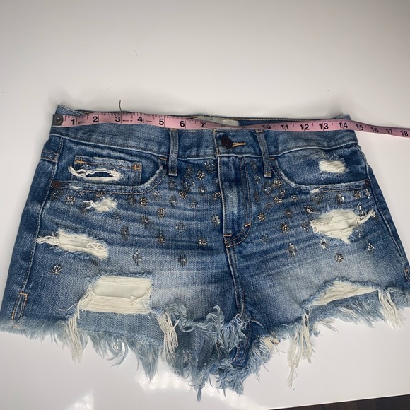 Abercrombie Fitch Size 2  Beaded Front Distressed Denim Cheeky Jean Shorts - Picture 10 of 11